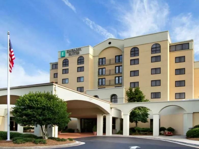 Embassy Suites By Hilton Greensboro Airport Eksteriør billede